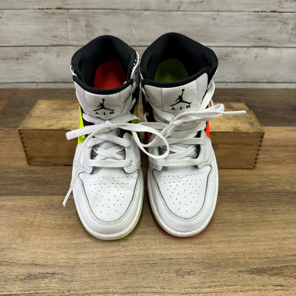 Jordan 1 Mid Composition Notebook Youth Size 4 Nike - Picture 3 of 8